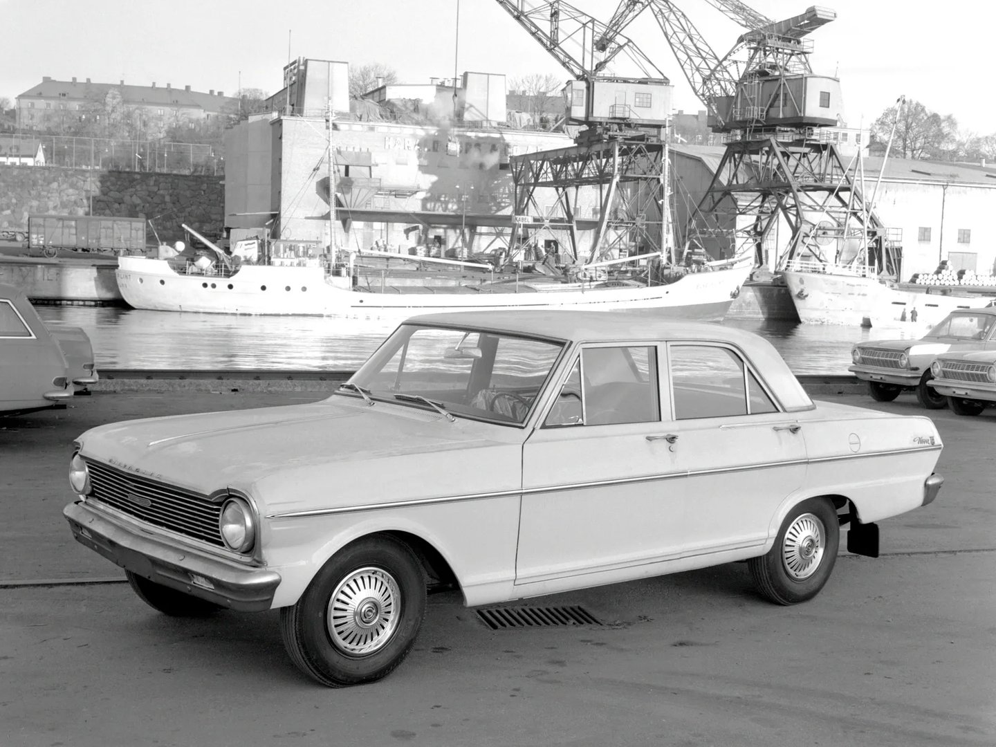 Chevrolet_Nova_1_generation__Sedan__3.jpg