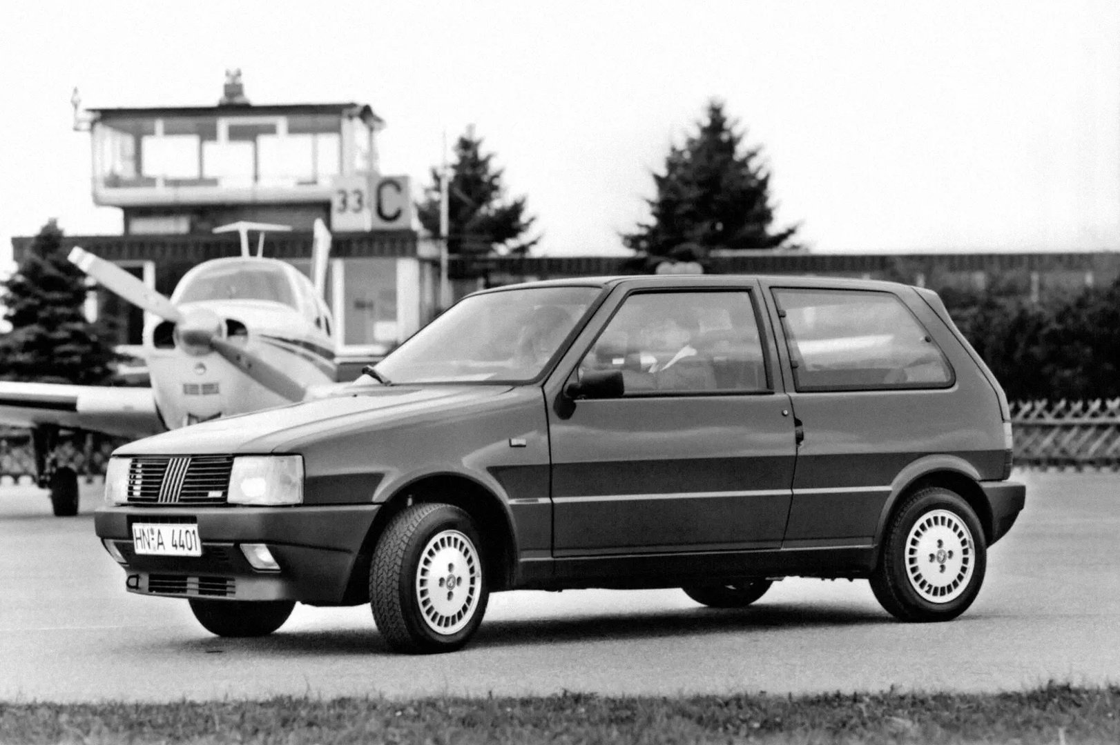 Fiat_Uno_1_generation__Mini_3-doors__12.jpg