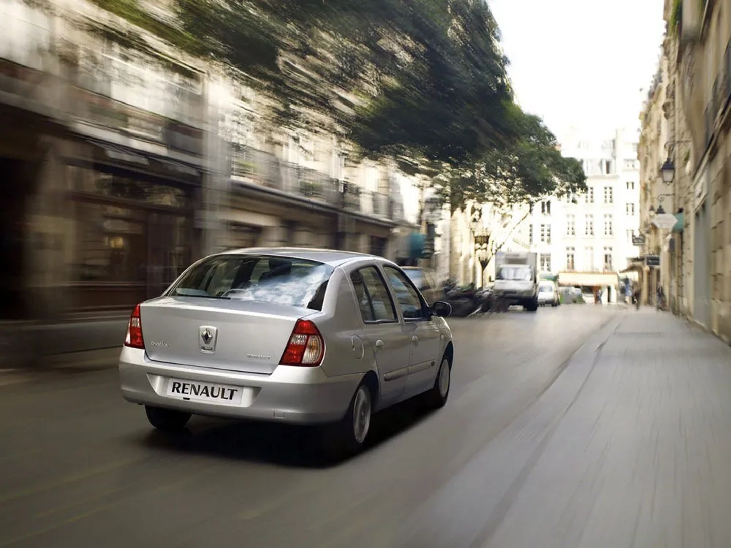 Renault_Thalia_1_generation_restyling_2__Sedan__4.jpg