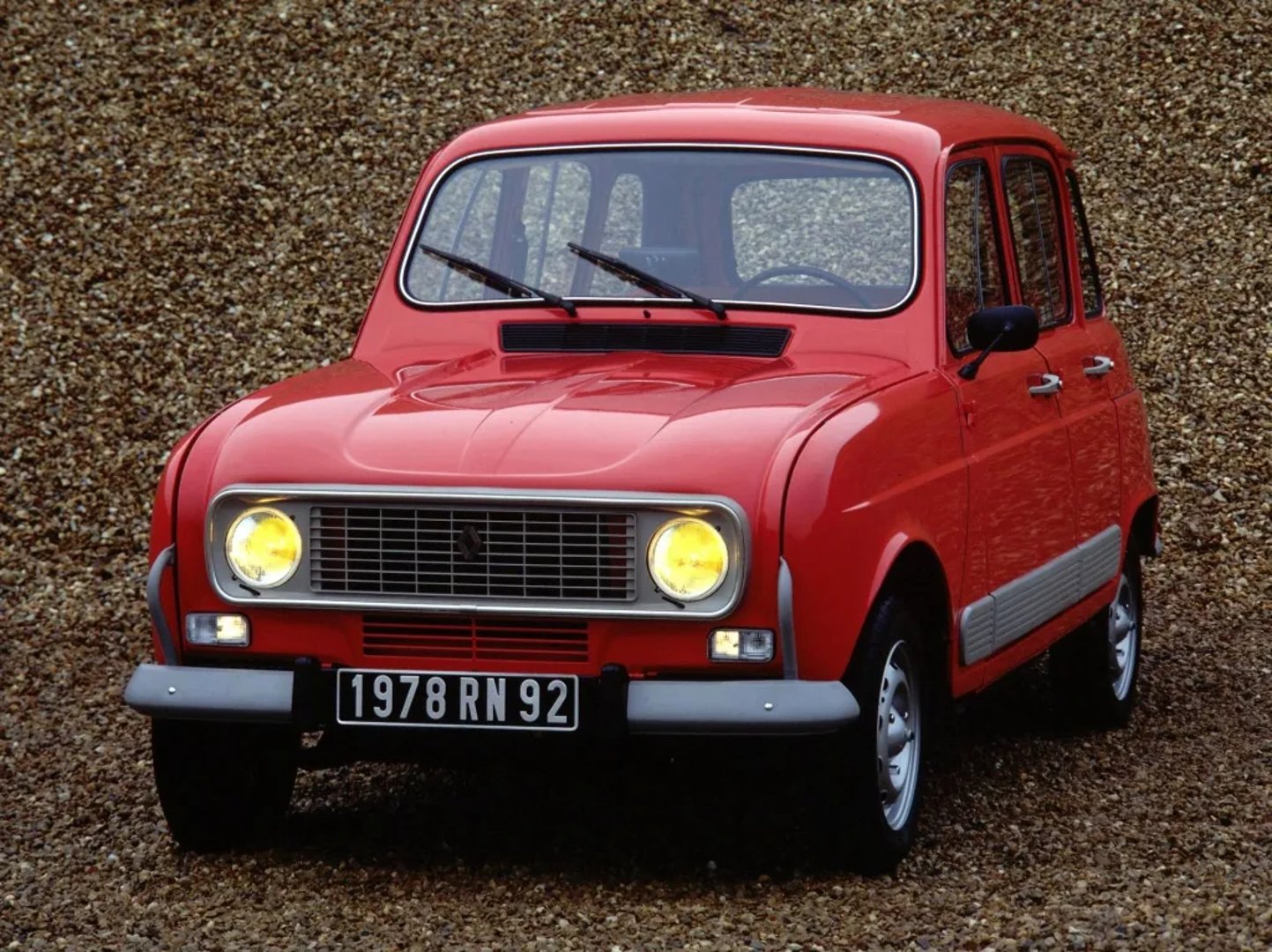 Renault_4_1_generation__Mini_5-doors__2.jpg