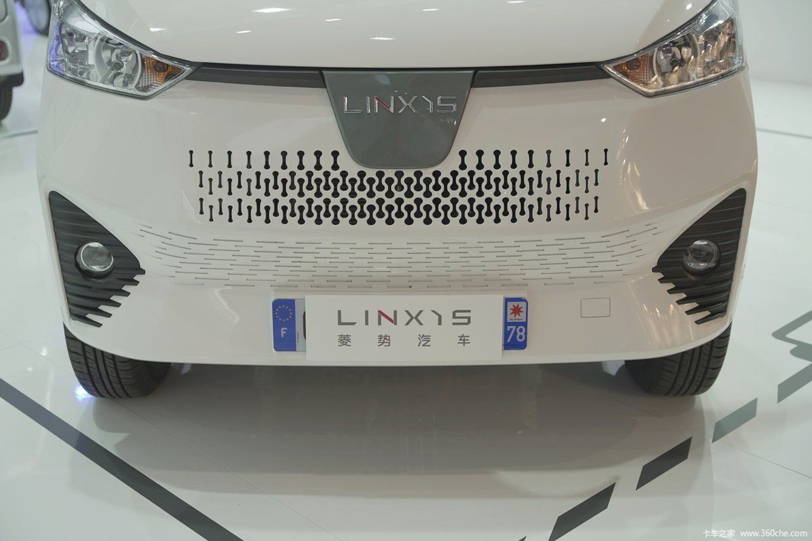 wuling_g105_1_generation__Van__21.jpg