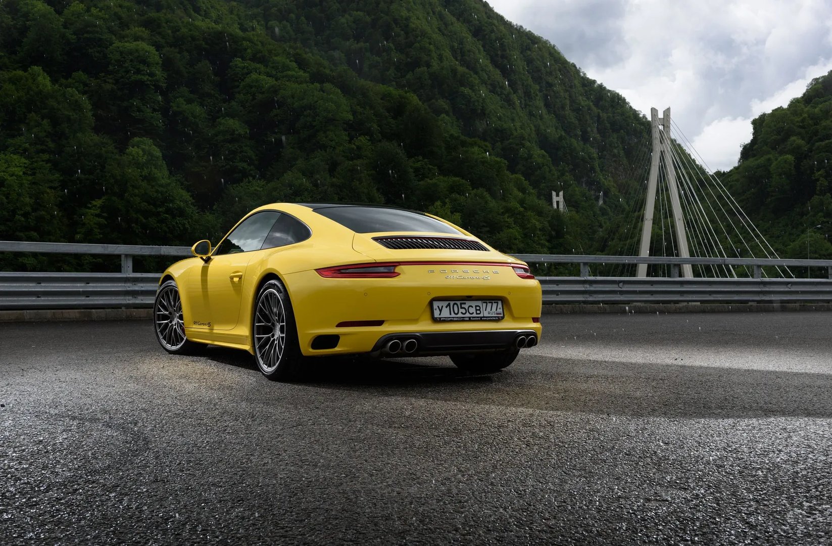 Porsche_911_7_generation_restyling__Coupe__10.jpg