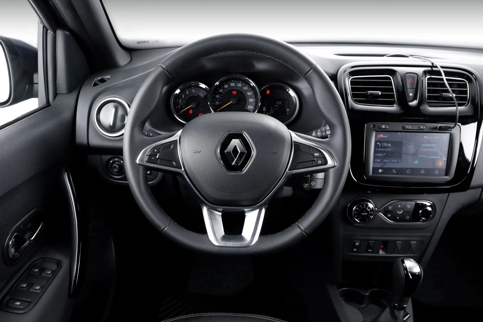 Renault_Sandero_2_generation_restyling__Hatchback_5-door__12.jpg