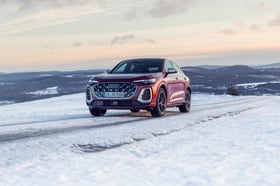 Audi SQ5 Sportback: Potenza, Eleganza e Innovazione