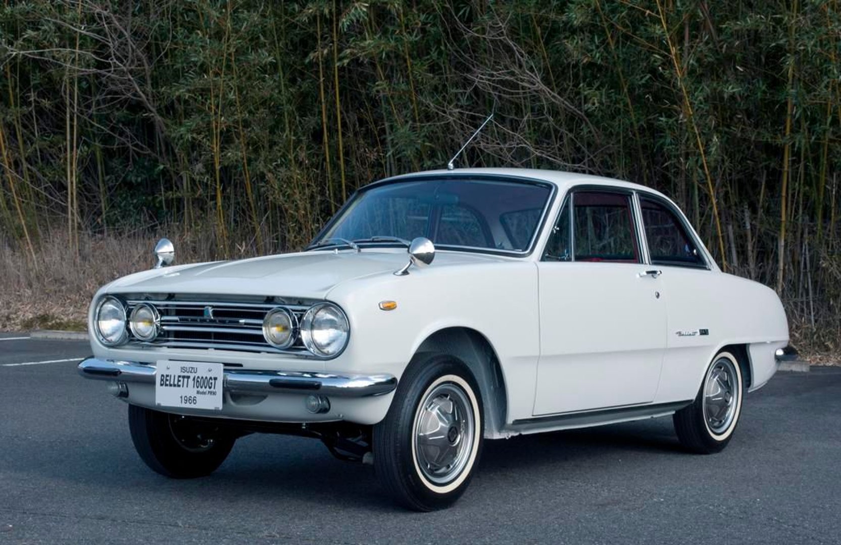 isuzu_Bellett_1_generation__Coupe__6.jpg