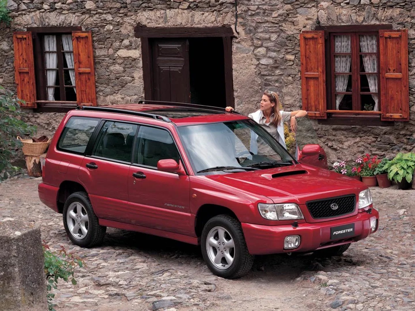 Subaru_Forester_1_generation_restyling__Estate_5-door__2.jpg