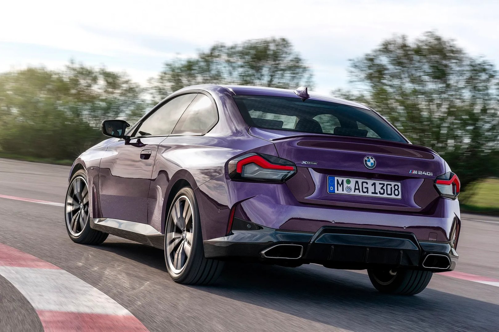 BMW_2_series_2_generation__Coupe__3.jpg