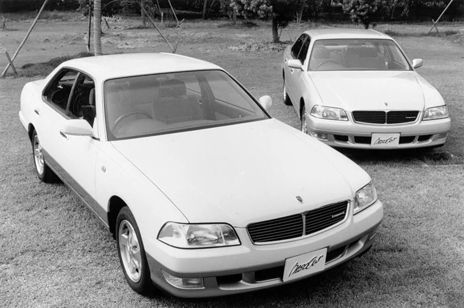Nissan_Leopard_4_generation__Sedan__4.jpg