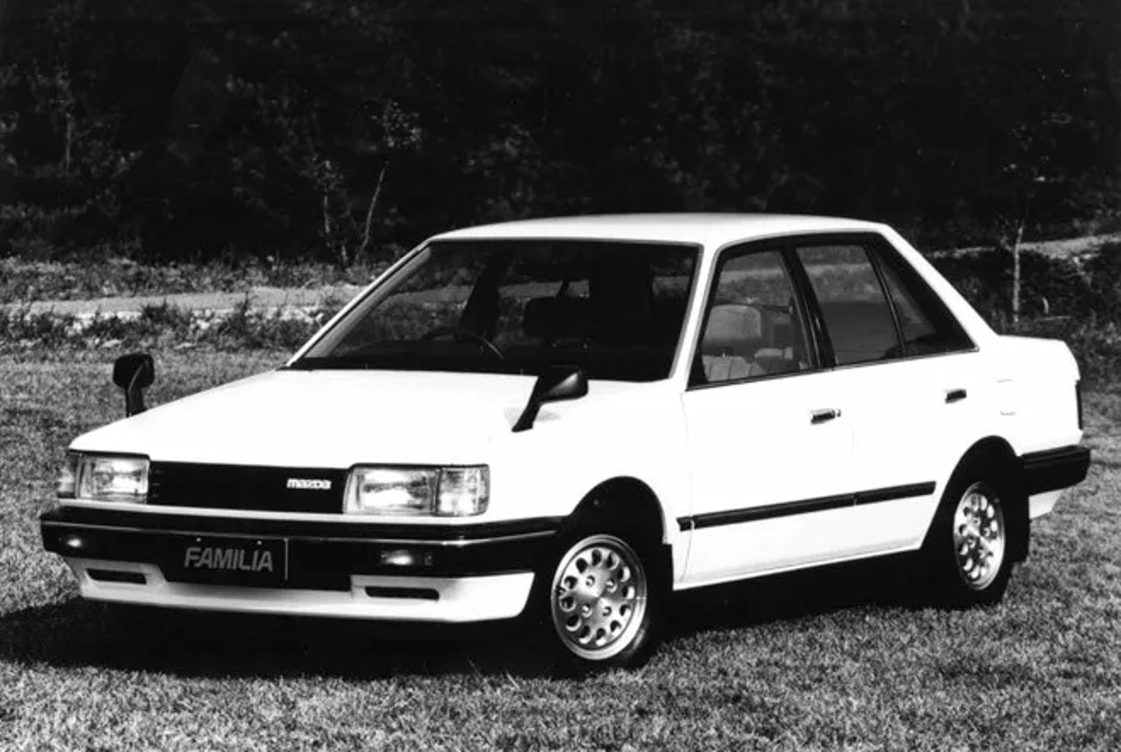 Mazda_Familia_6_generation__Sedan__1.jpg