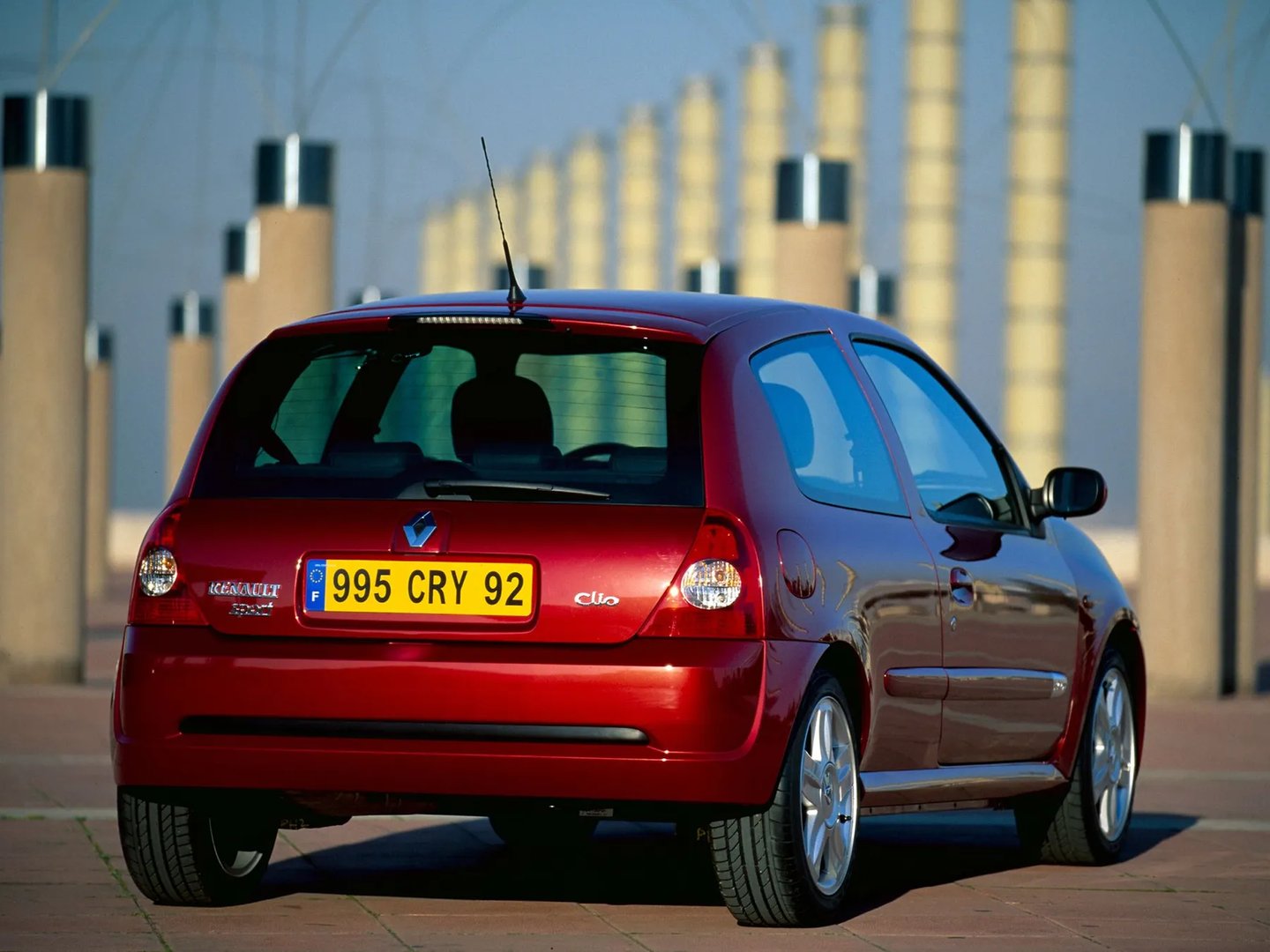 Renault_Clio_RS_2_generation_restyling__Mini_3-doors__9.jpg