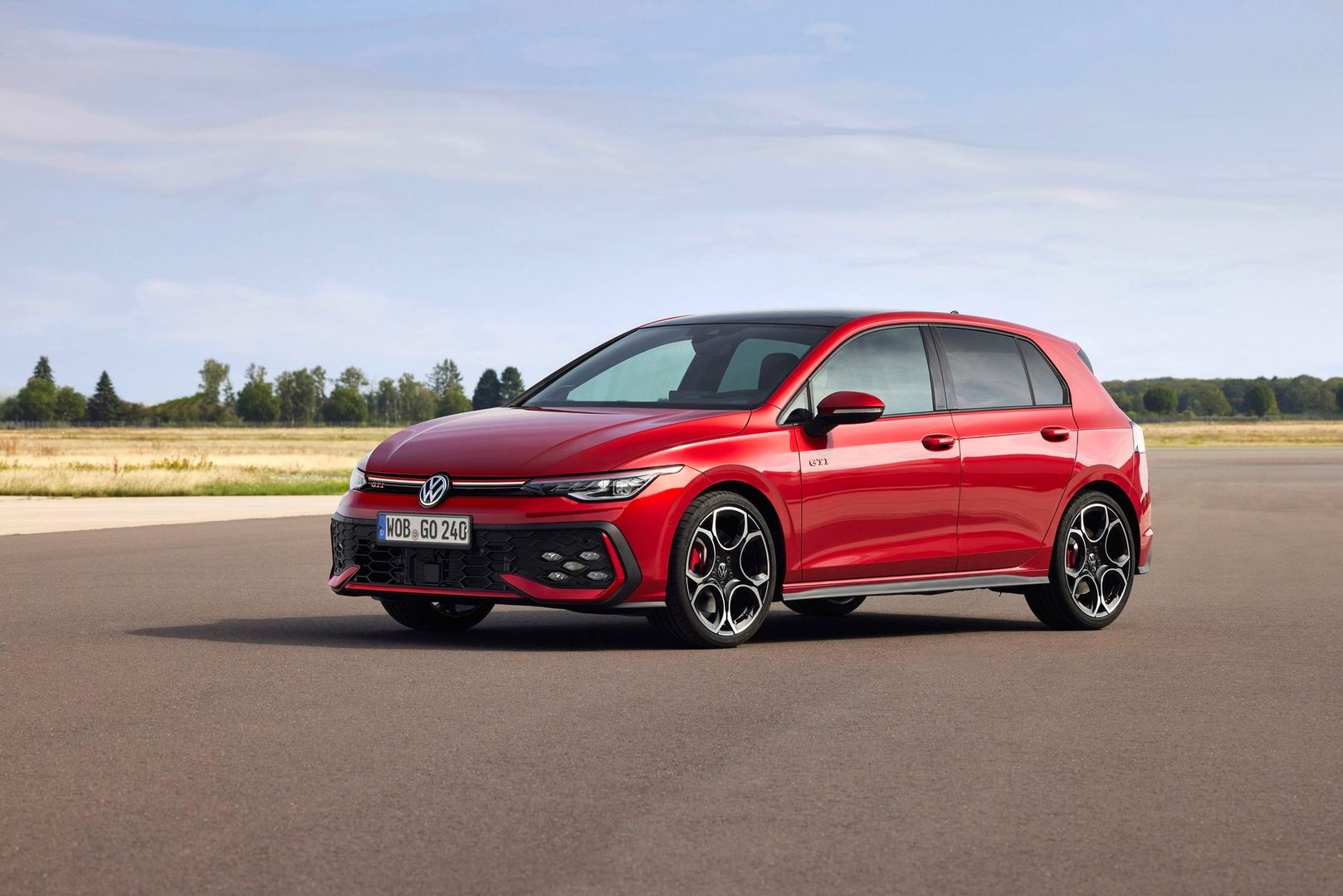 —  Hatchback 5-door 