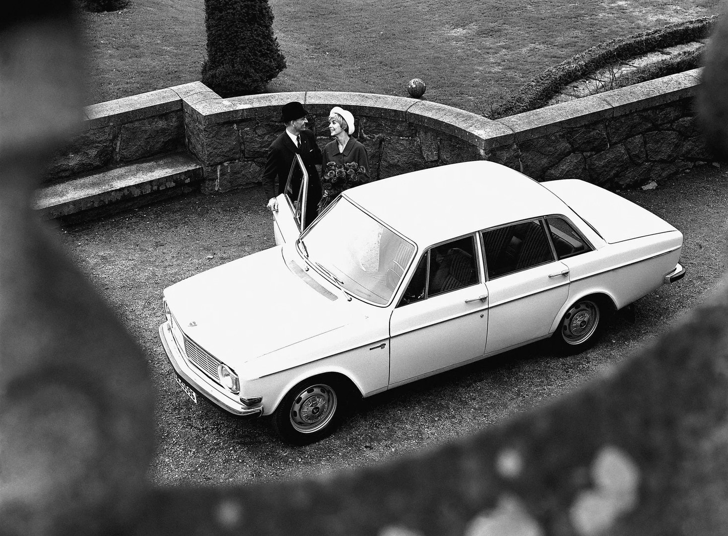 Volvo_140_Series_1_generation__Sedan__1.jpg