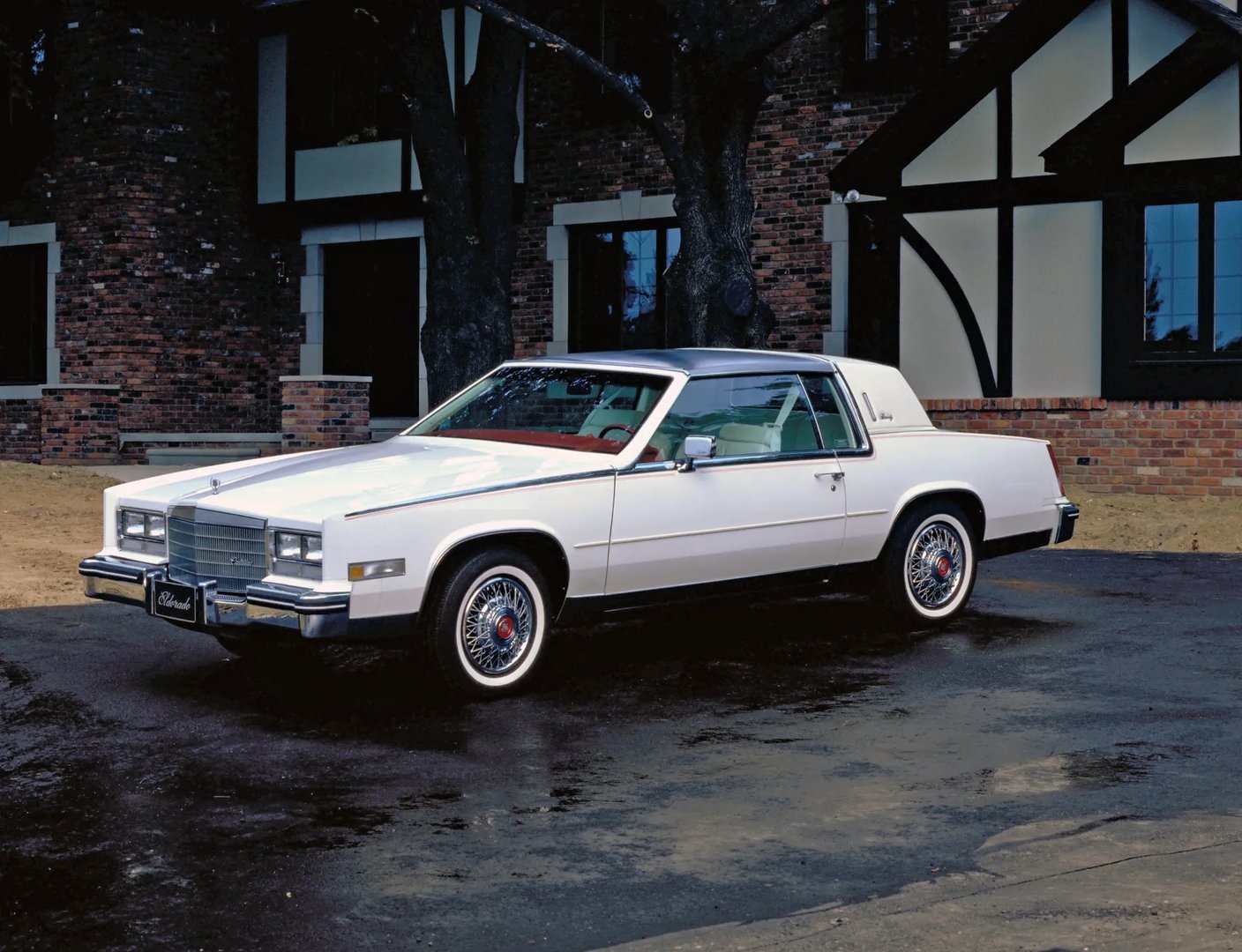 Cadillac_Eldorado_8_generation__Coupe__5.jpg