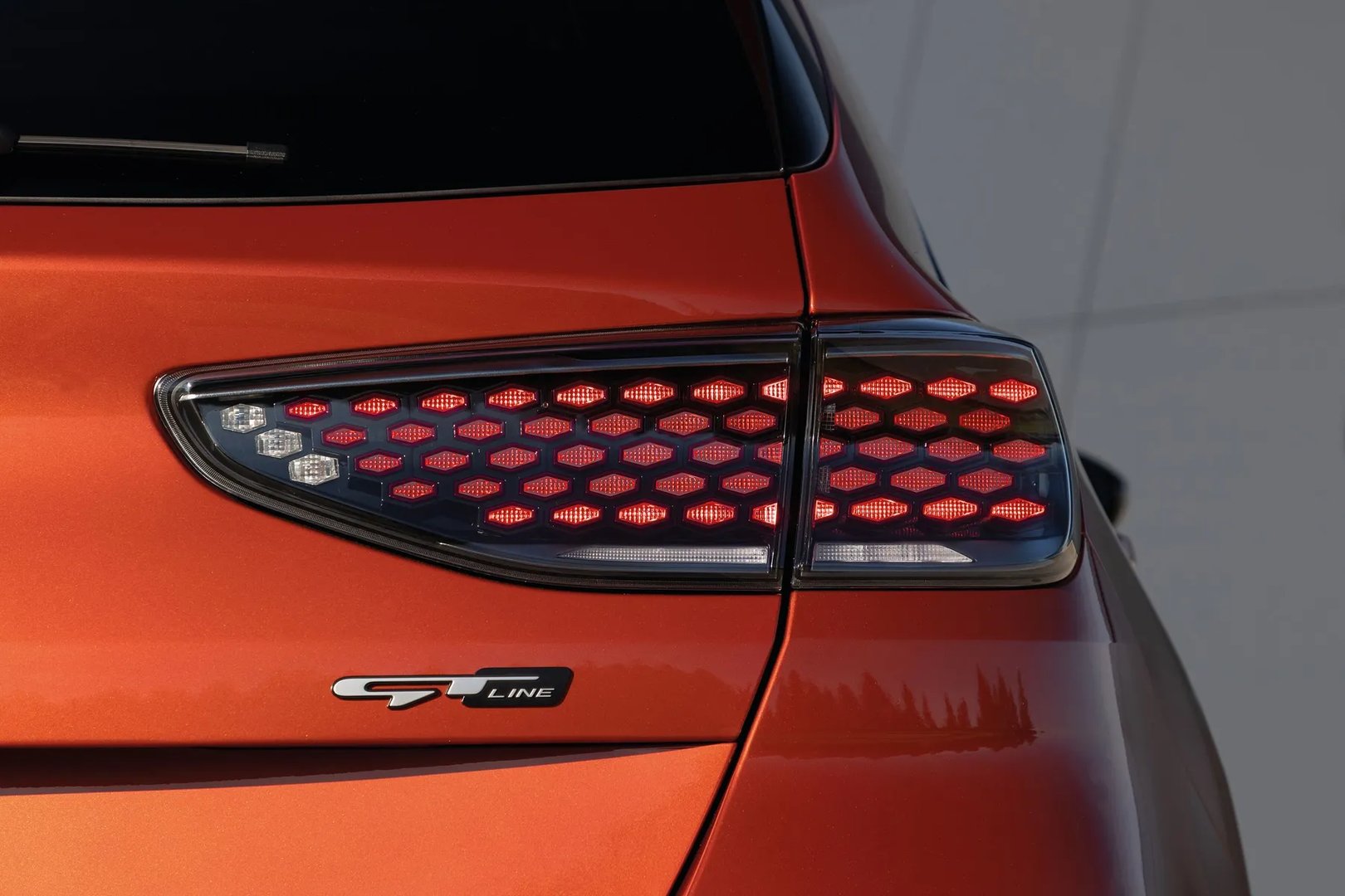 Kia_Ceed_3_generation_restyling_1__Hatchback_5-door__5.jpg