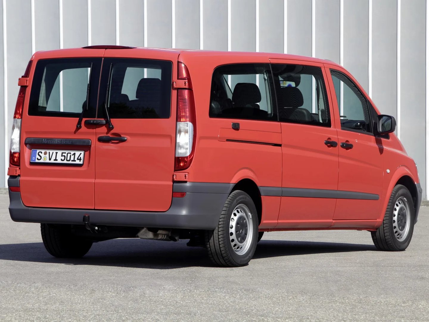 Mercedes_Vito_2_generation_restyling__Minivan__10.jpg