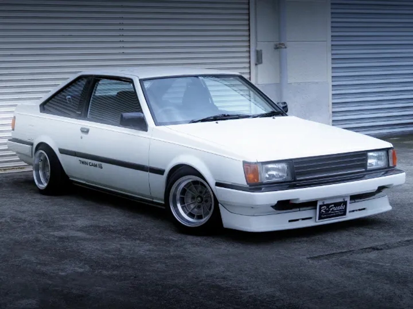 Toyota_Carina_3_generation__Coupe__2.jpg