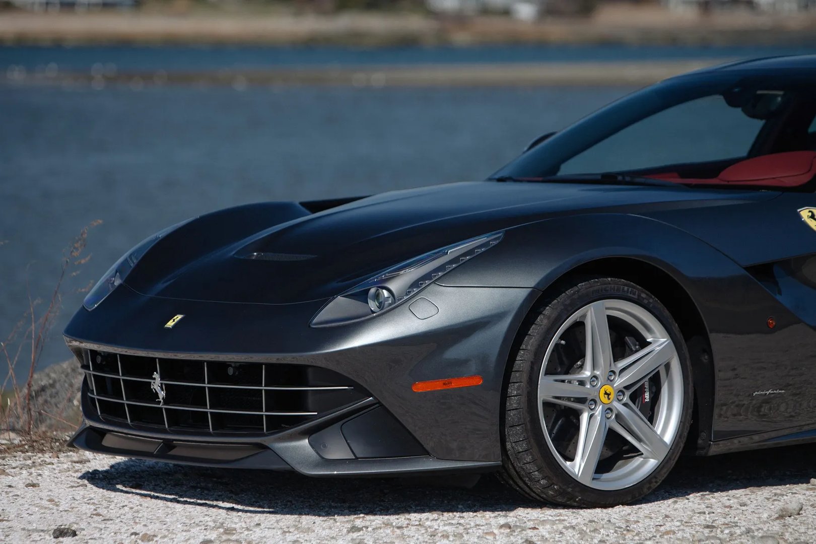 Ferrari_F12_Berlinetta_1_generation__Coupe__8.jpg