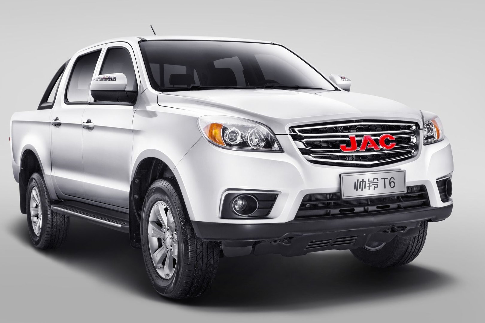 —  Pickup double-cab 