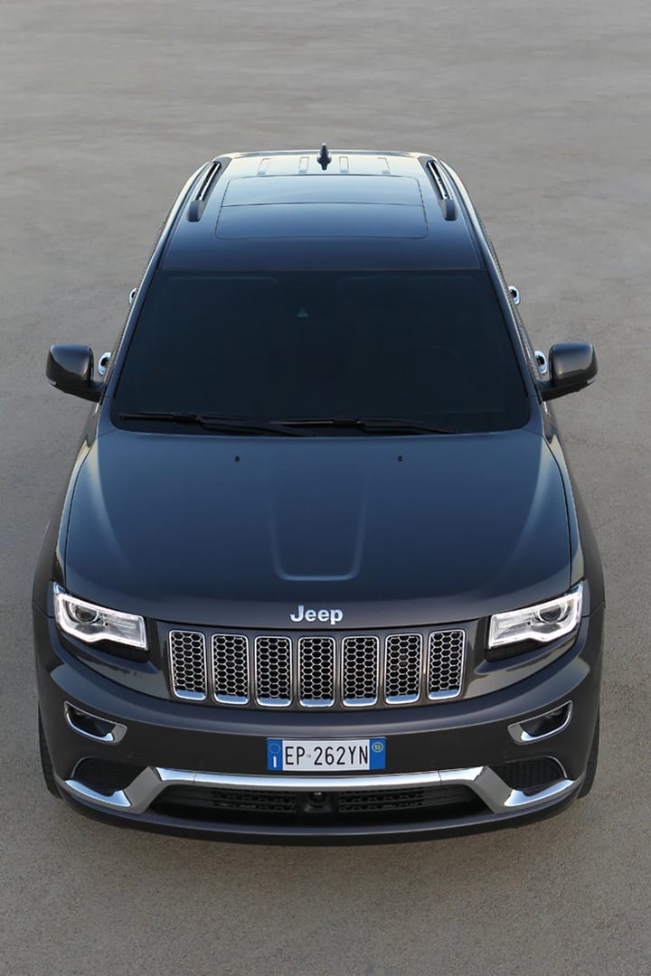 Jeep_Grand_Cherokee_4_generation_restyling__SUV_5-doors__5.jpg