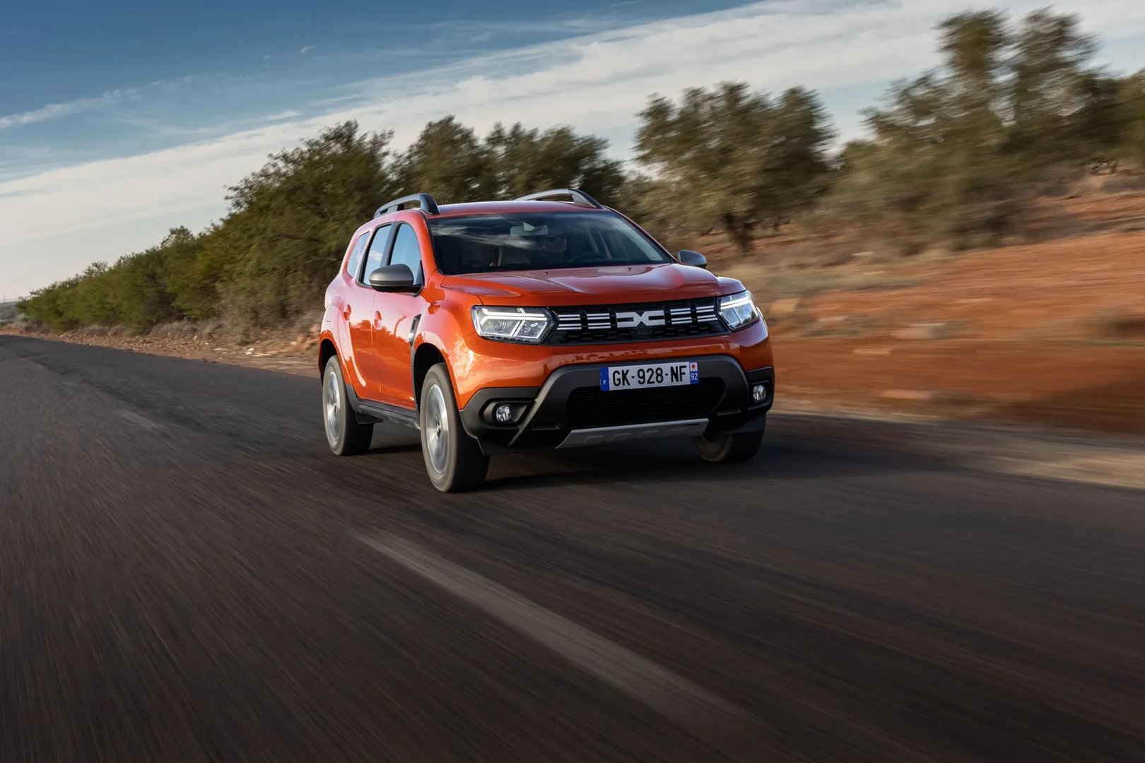 Dacia_Duster_2_generation_restyling_2__SUV_5-doors__12.jpg