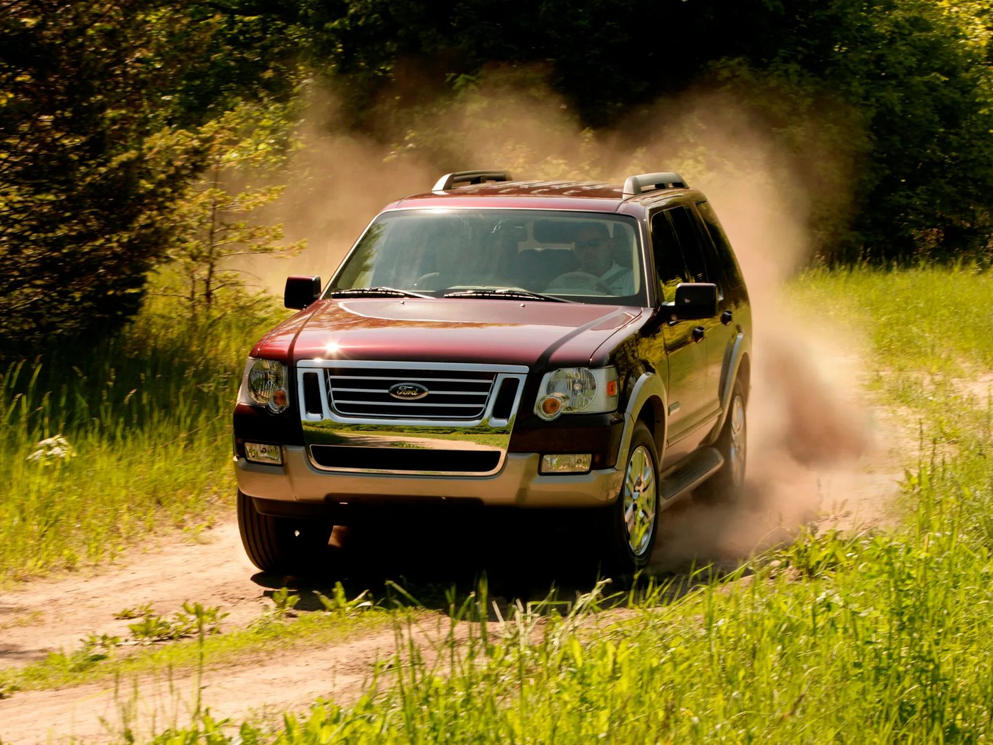 Ford_Explorer_4_generation__SUV_5-doors__11.jpg