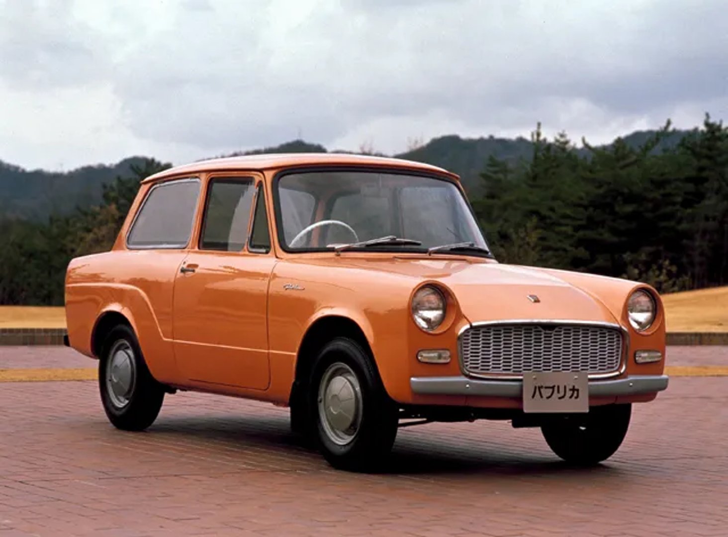 Toyota_Publica_1_generation__Coupe__4.jpg