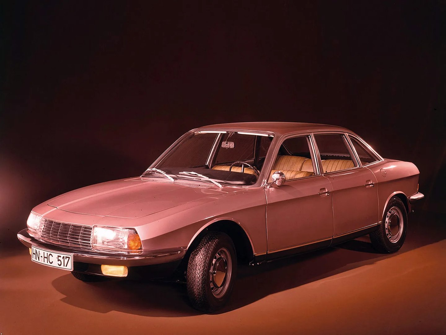 Audi_NSU_RO_80_1_generation__Sedan__4.jpg