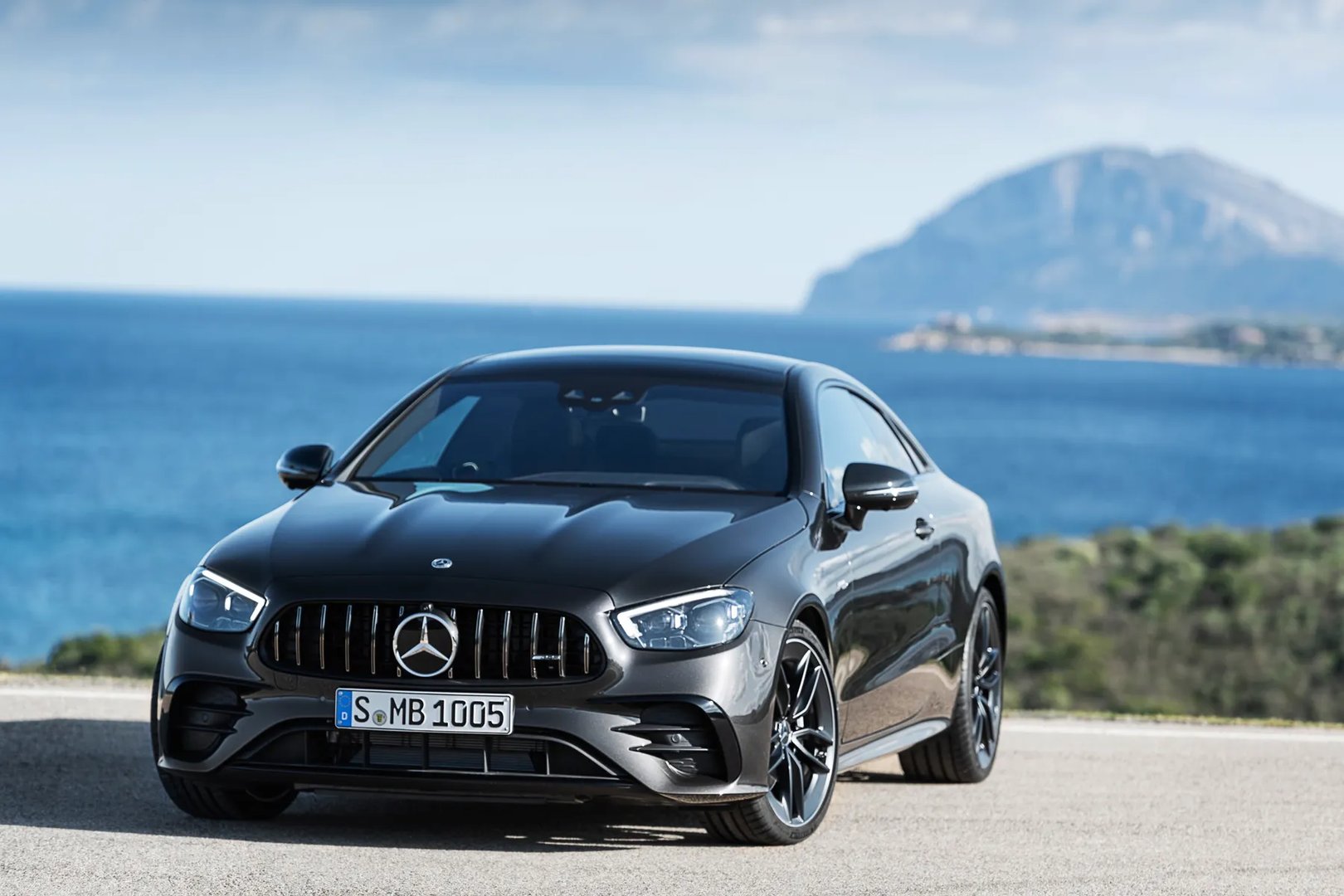 —  Coupe