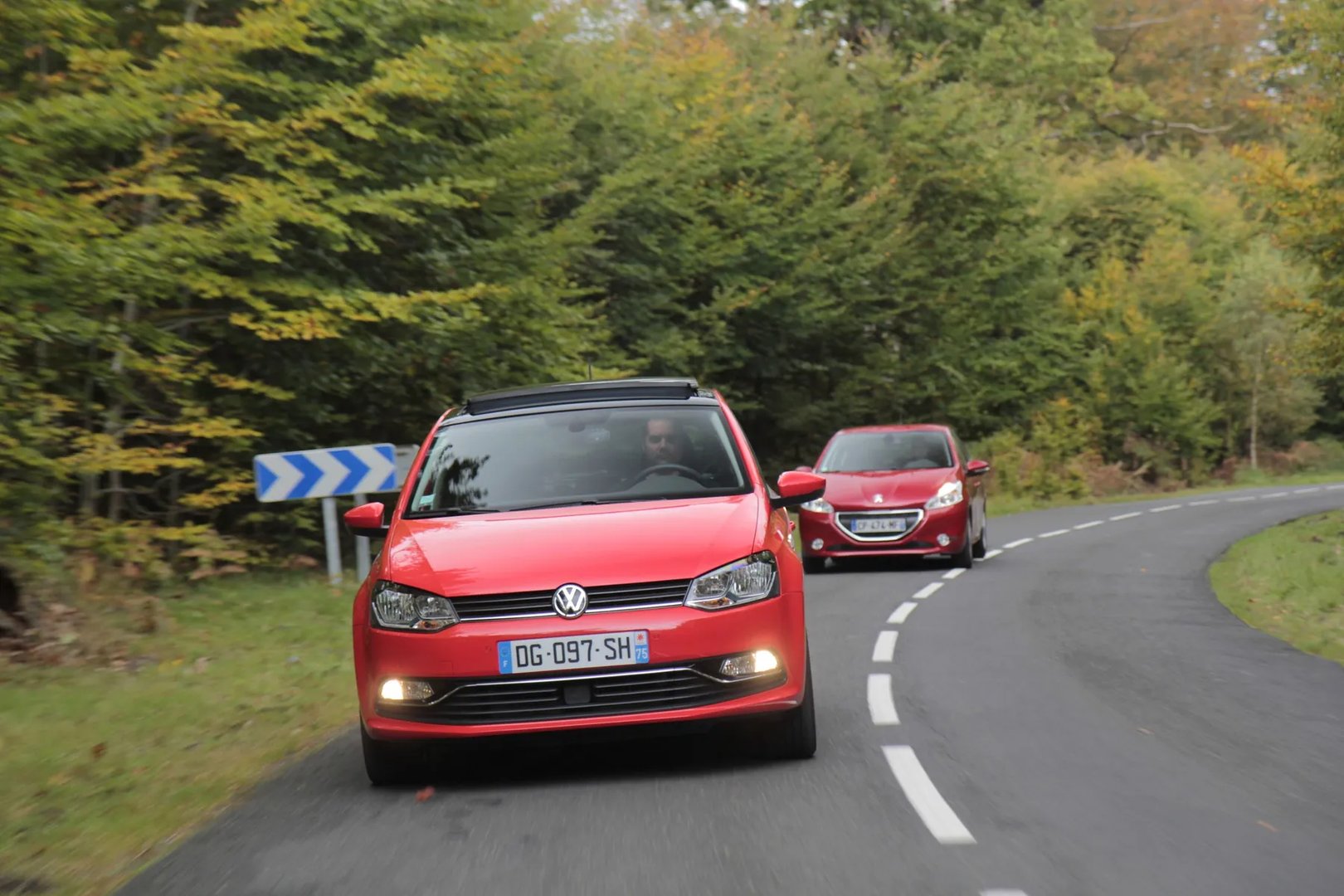 Volkswagen_Polo_5_generation_restyling__Mini_5-doors__13.jpg
