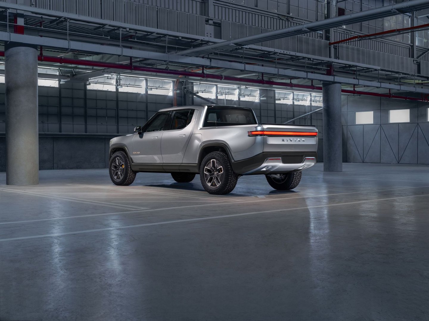 rivian_R1T_1_generation__Pickup_double-cab__6.jpg