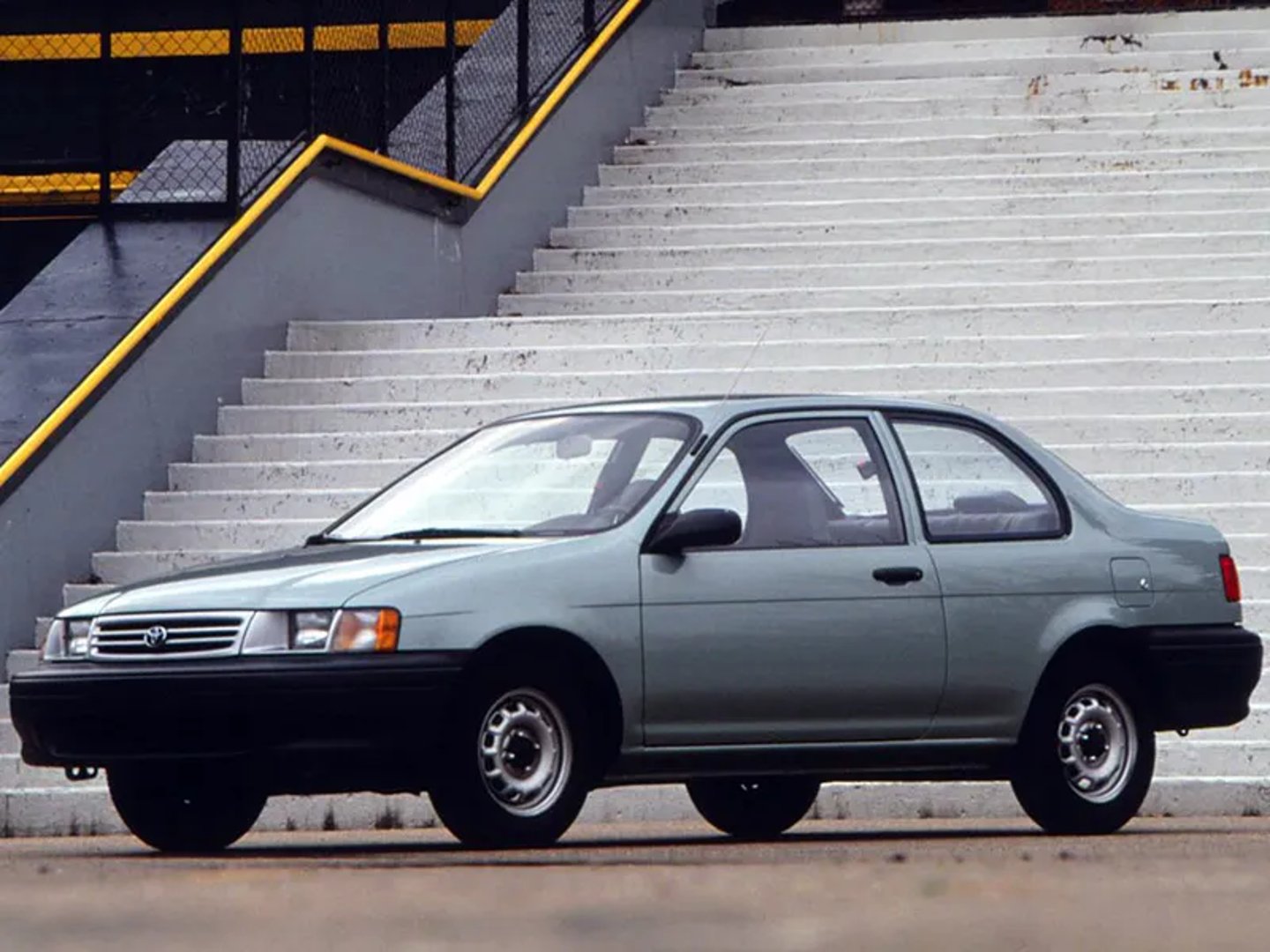 Toyota_Tercel_4_generation__Coupe__1.jpg