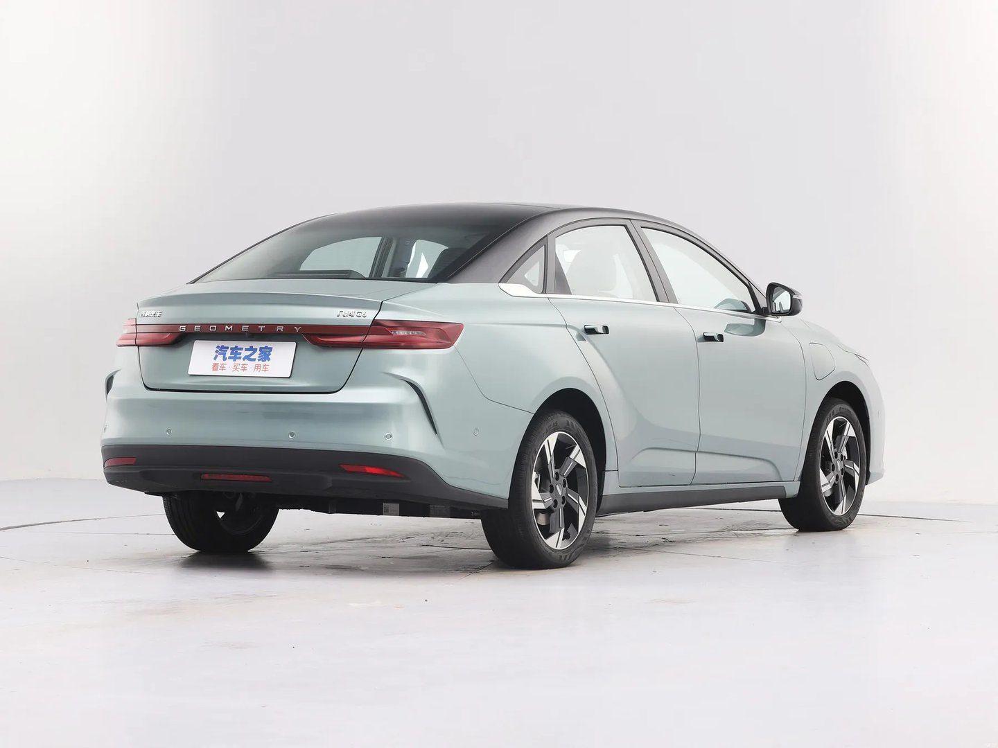 geometry_G6_1_generation__Sedan__11.jpg