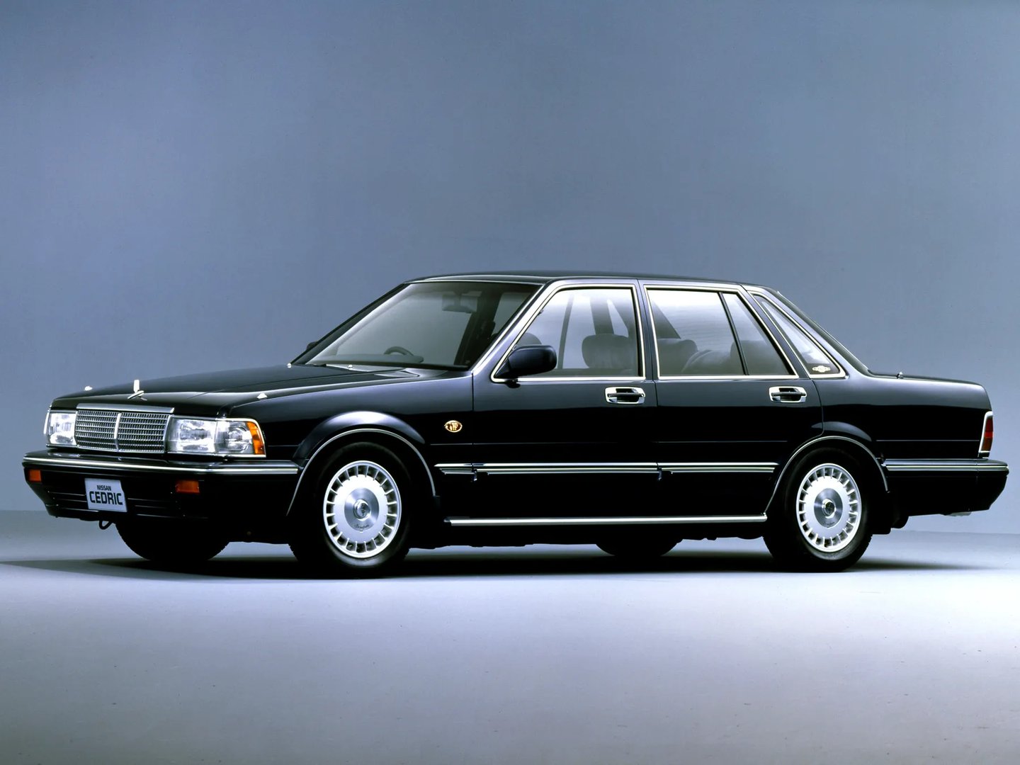 Nissan Cedric 7 generation  Sedan