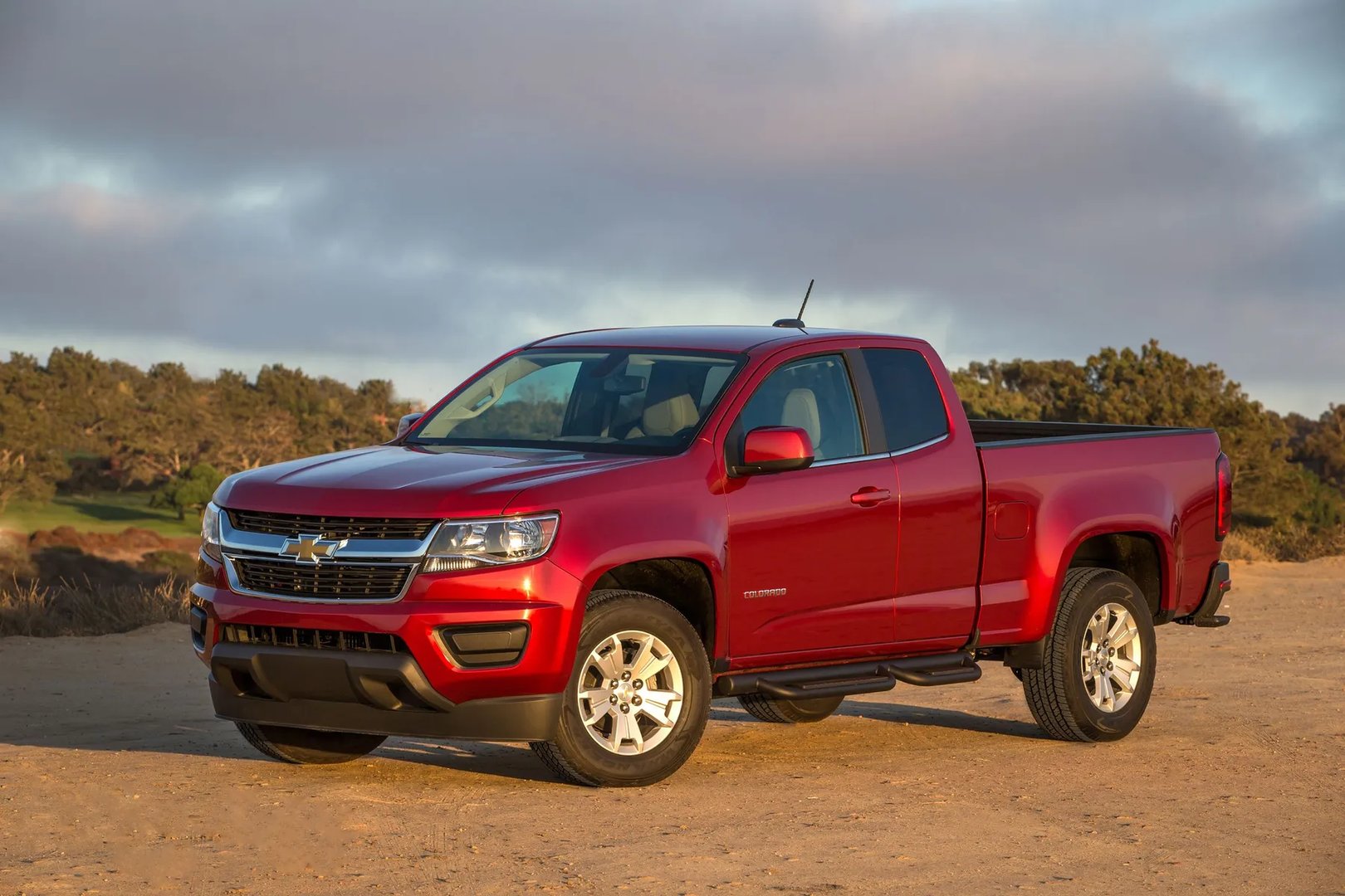 Chevrolet_Colorado_2_generation_restyling_1__Pickup_1.5-cab__6.jpg