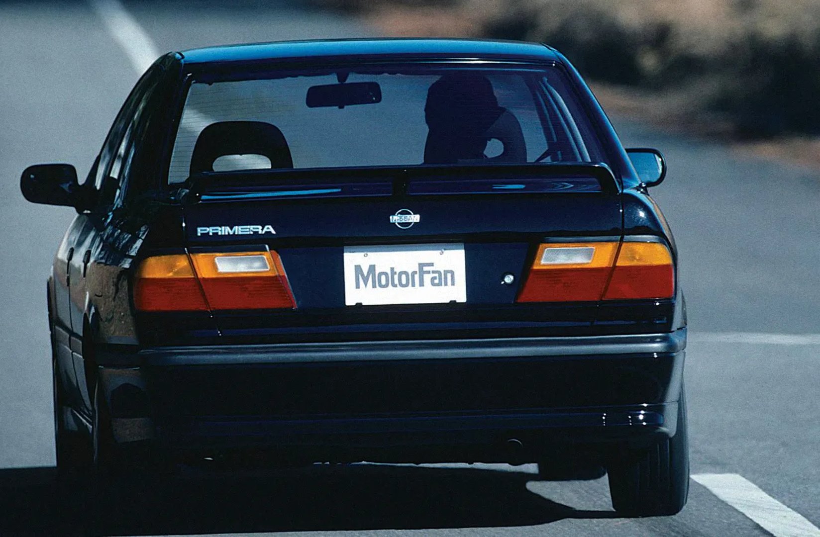 Nissan_Primera_1_generation__Sedan__1.jpg