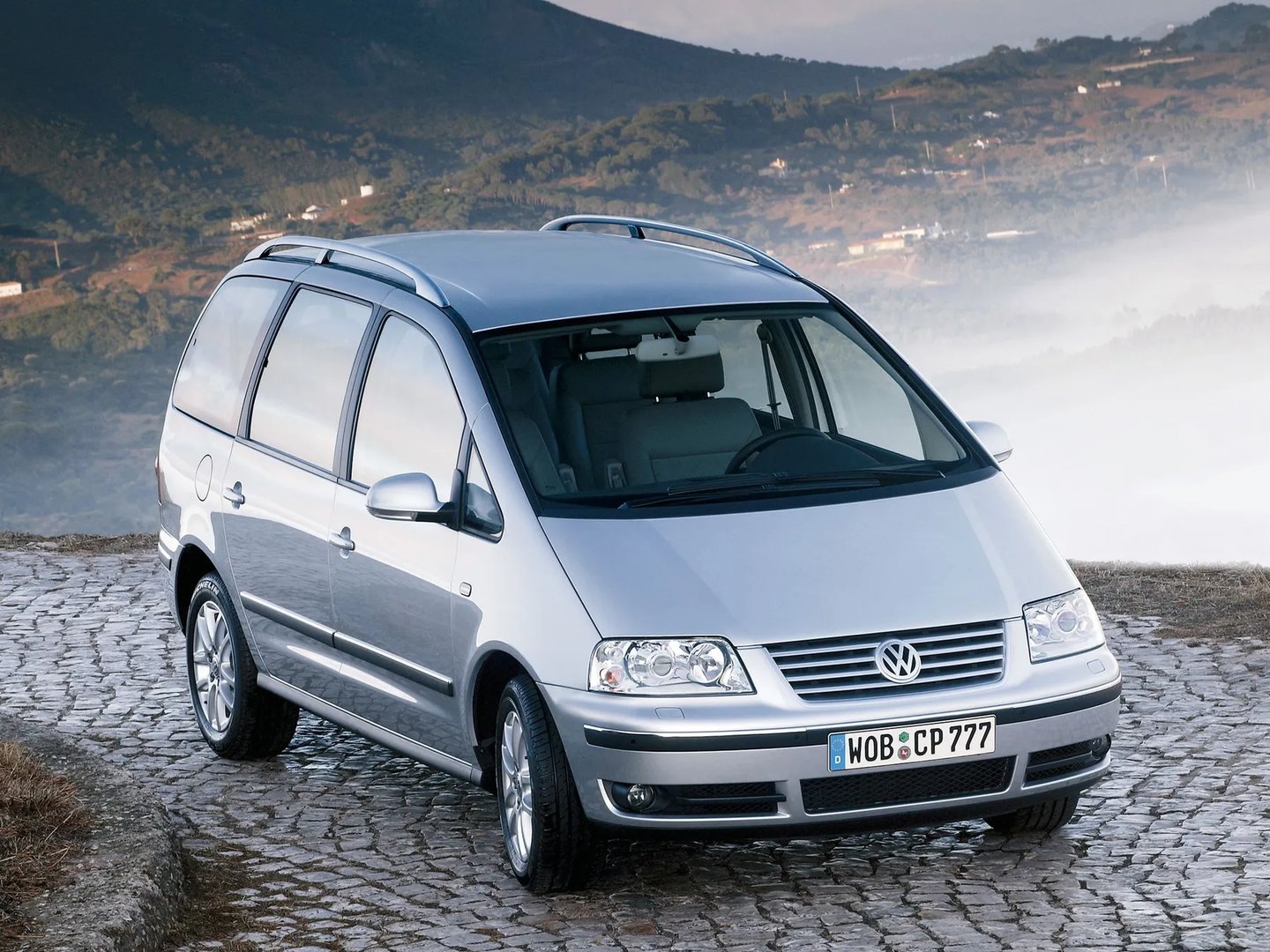 Volkswagen_Sharan_1_generation_restyling_2__Minivan__2.jpg
