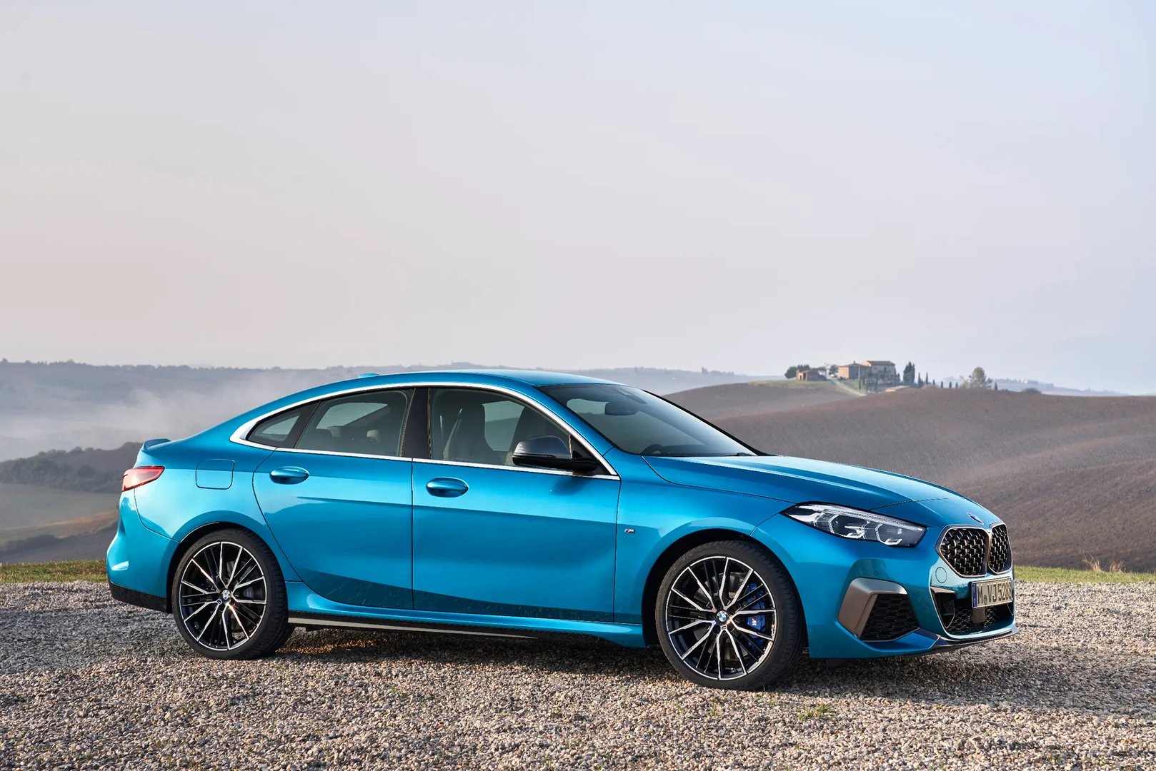 BMW_2_series_1_generation_restyling__Sedan__3.jpg