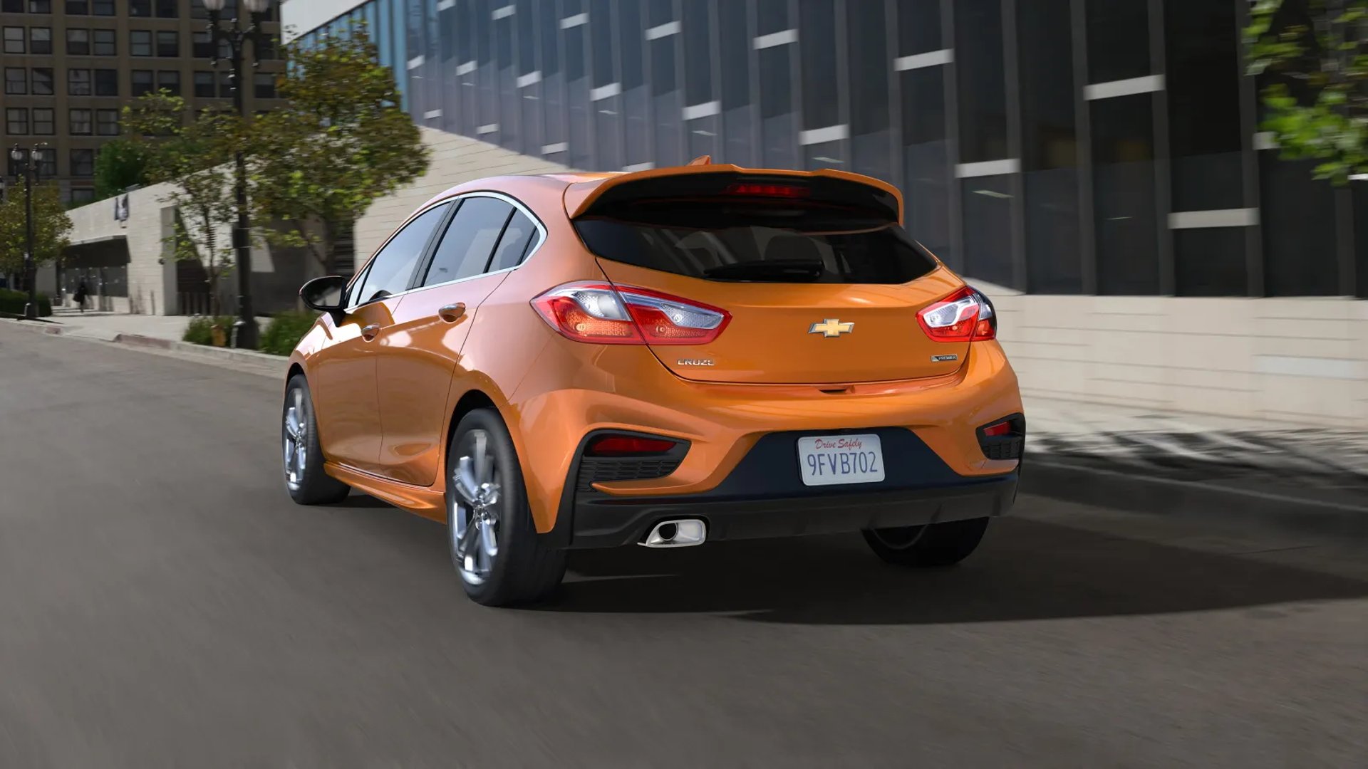 Chevrolet_Cruze_2_generation__Hatchback_5-door__2.jpg