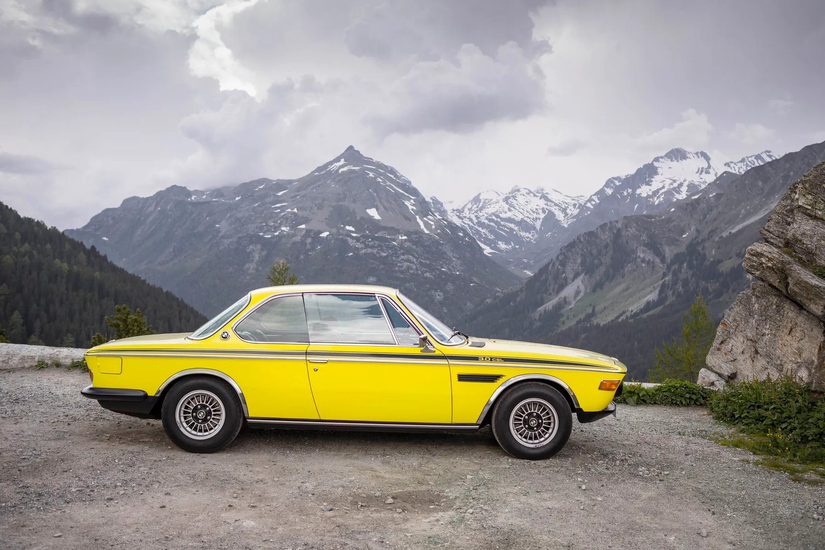 BMW_E9_1_generation__Coupe__12.jpg
