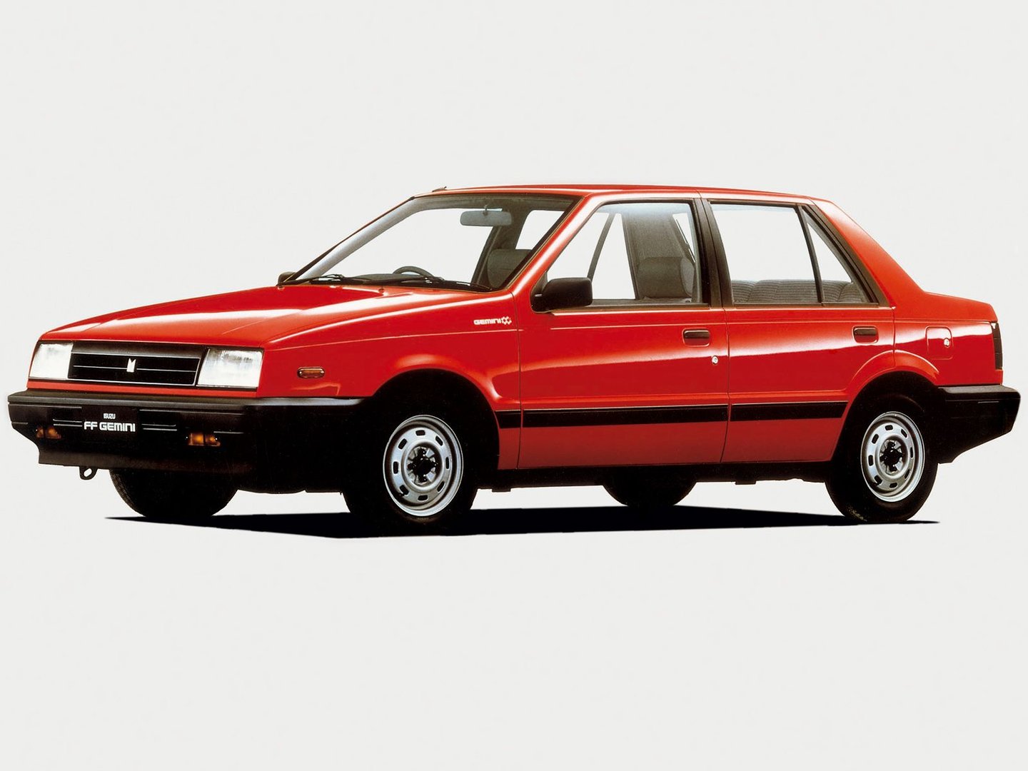 isuzu_Gemini_2_generation__Sedan__3.jpg