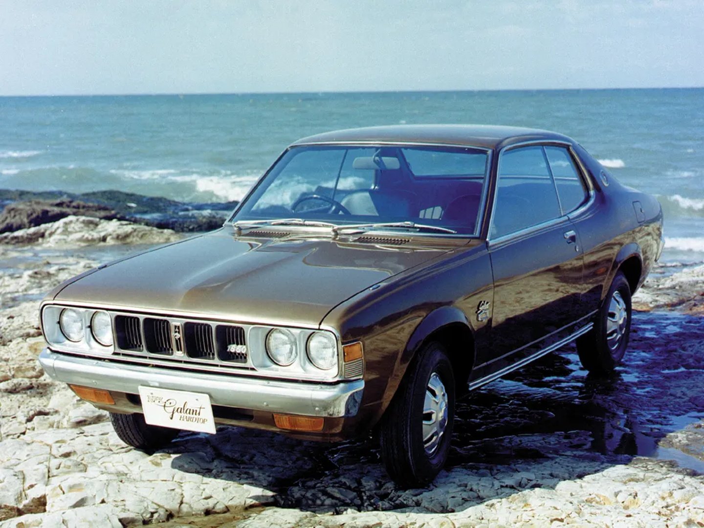 Mitsubishi_Galant_2_generation__Coupe__1.jpg