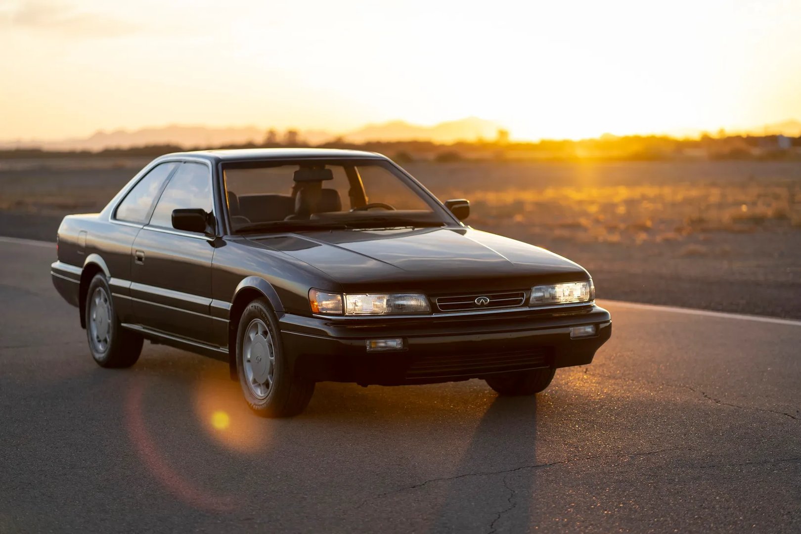 Infiniti_M_1_generation__Coupe__1.jpg