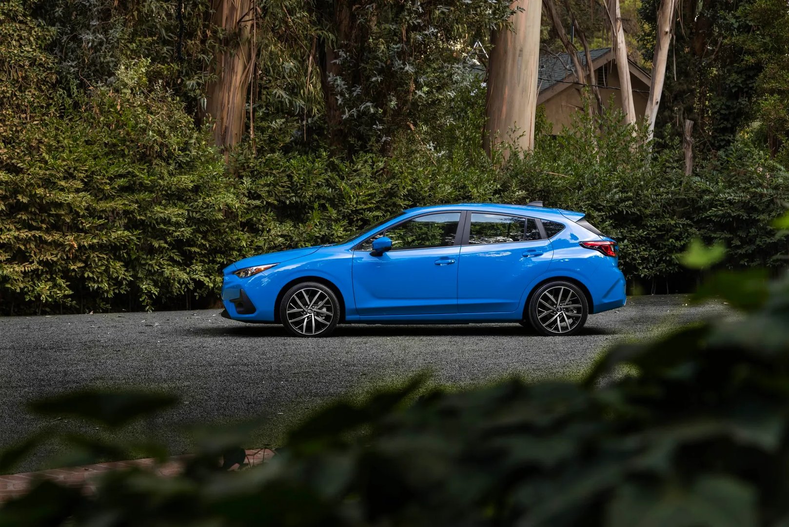 Subaru_Impreza_6_generation__Hatchback_5-door__3.jpg