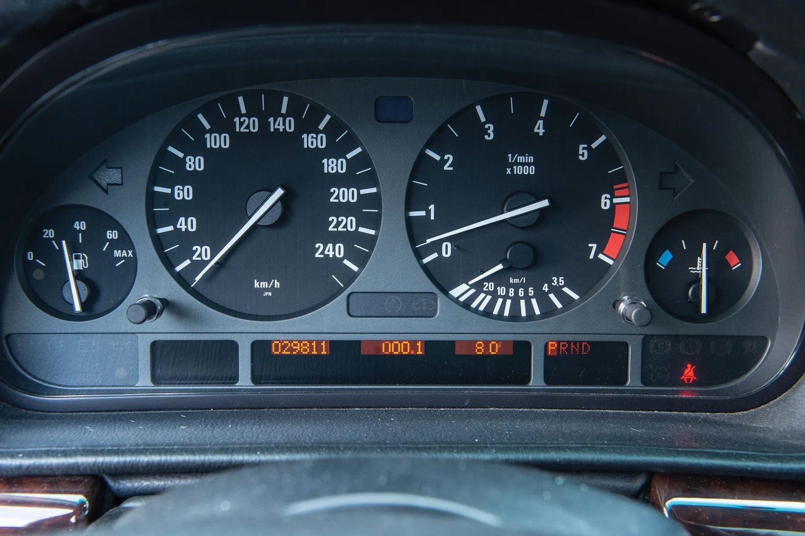 BMW_7_series_3_generation__Sedan_Long__4.jpg