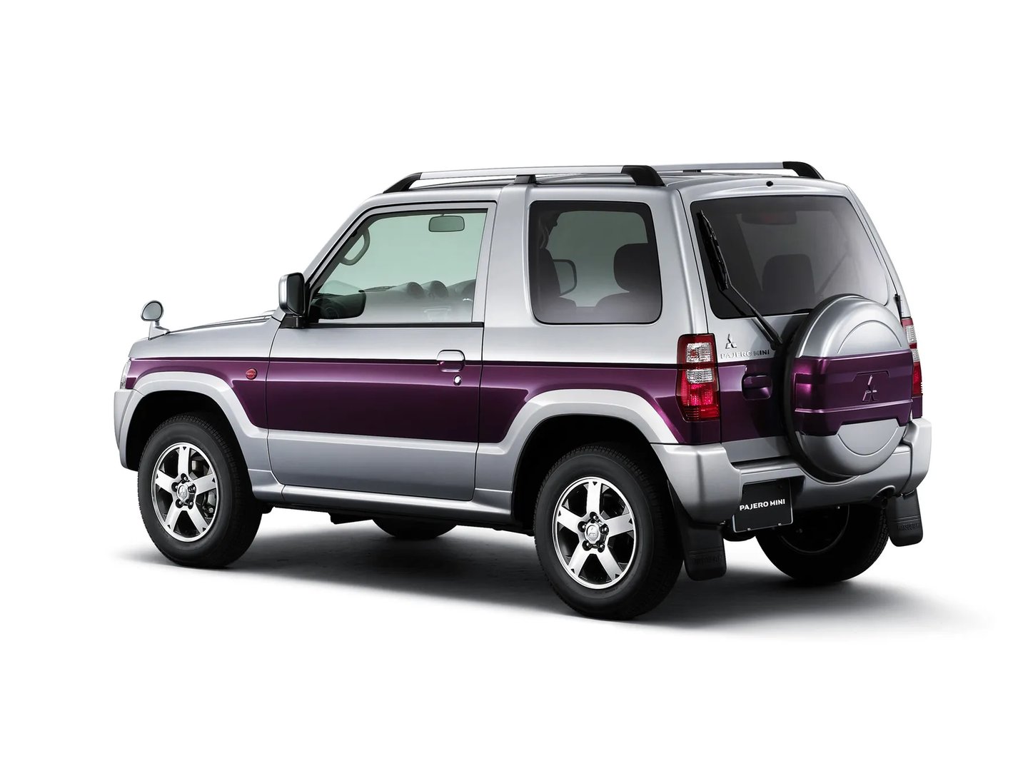 Mitsubishi_Pajero_Mini_2_generation__SUV_3-doors__3.jpg
