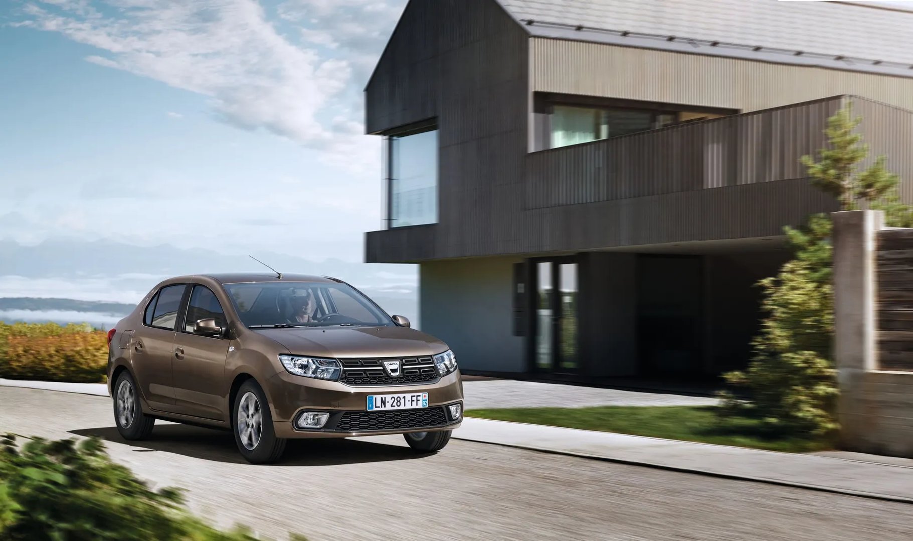 Dacia_Logan_2_generation_restyling__Sedan__12.jpg