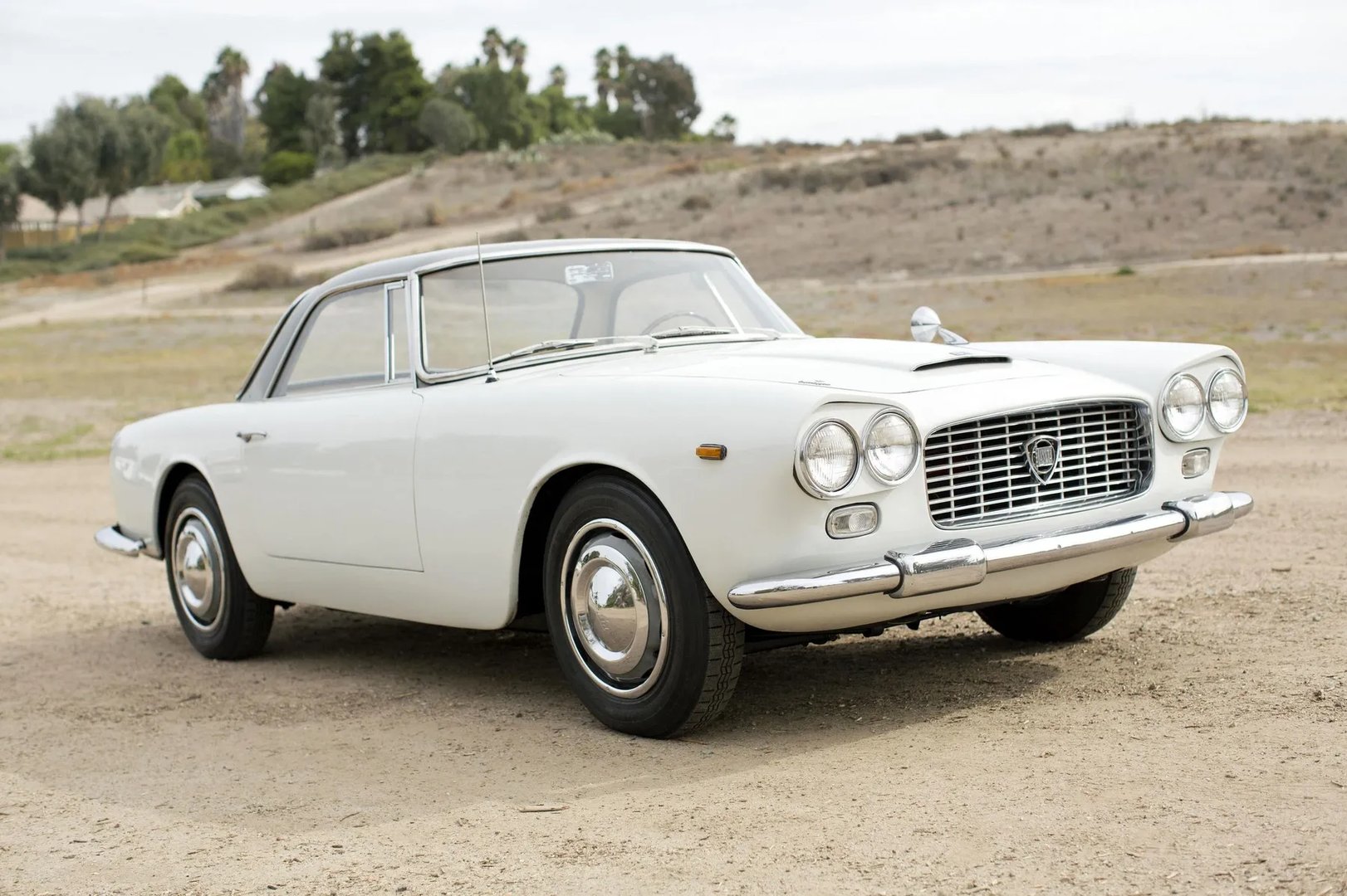 Lancia_Flaminia_1_generation__Coupe__7.jpg