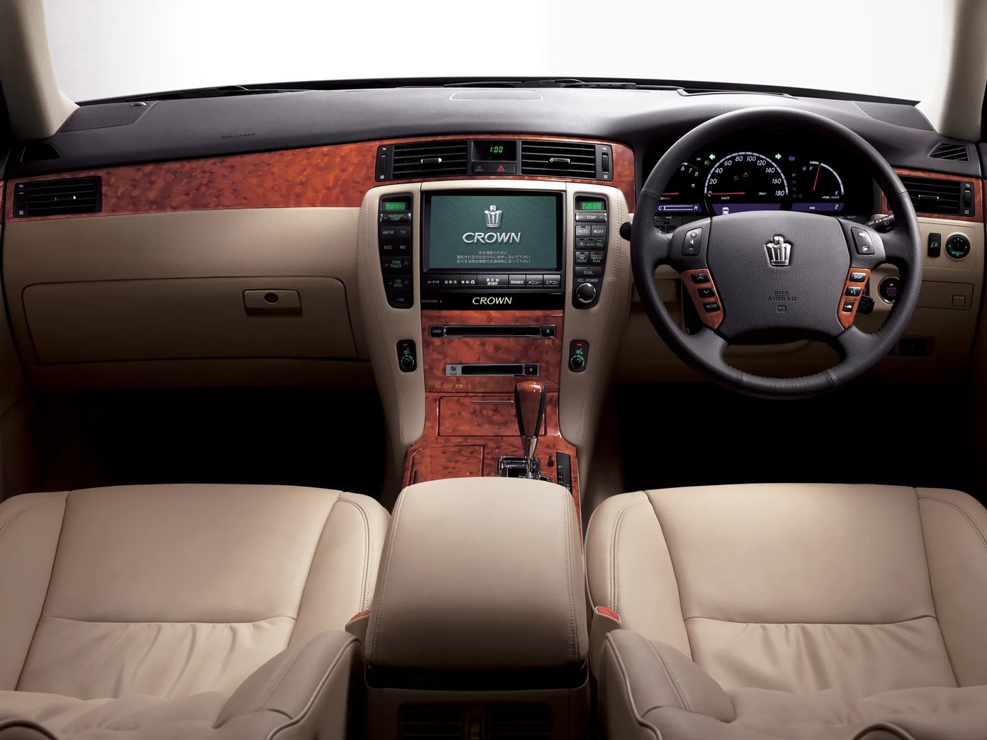 Toyota_Crown_12_generation__Sedan__11.jpg