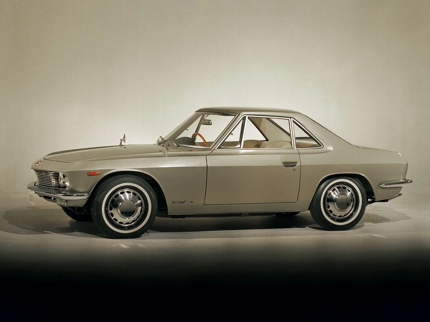 Nissan_Silvia_1_generation__Coupe__7.jpg
