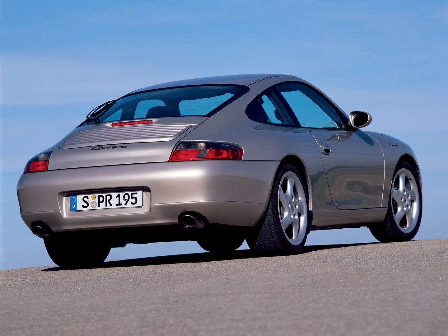 Porsche_911_5_generation__Coupe__10.jpg